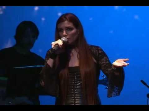 Bia Kaipper em Vincent (Starry, Starry Night)